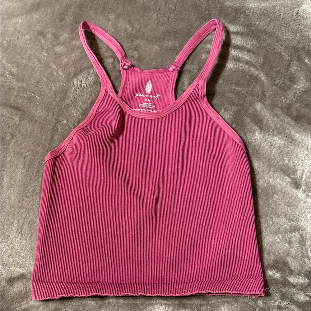NWOT FP movement good karma Berry Ribbed Crop Top size XL with external logo